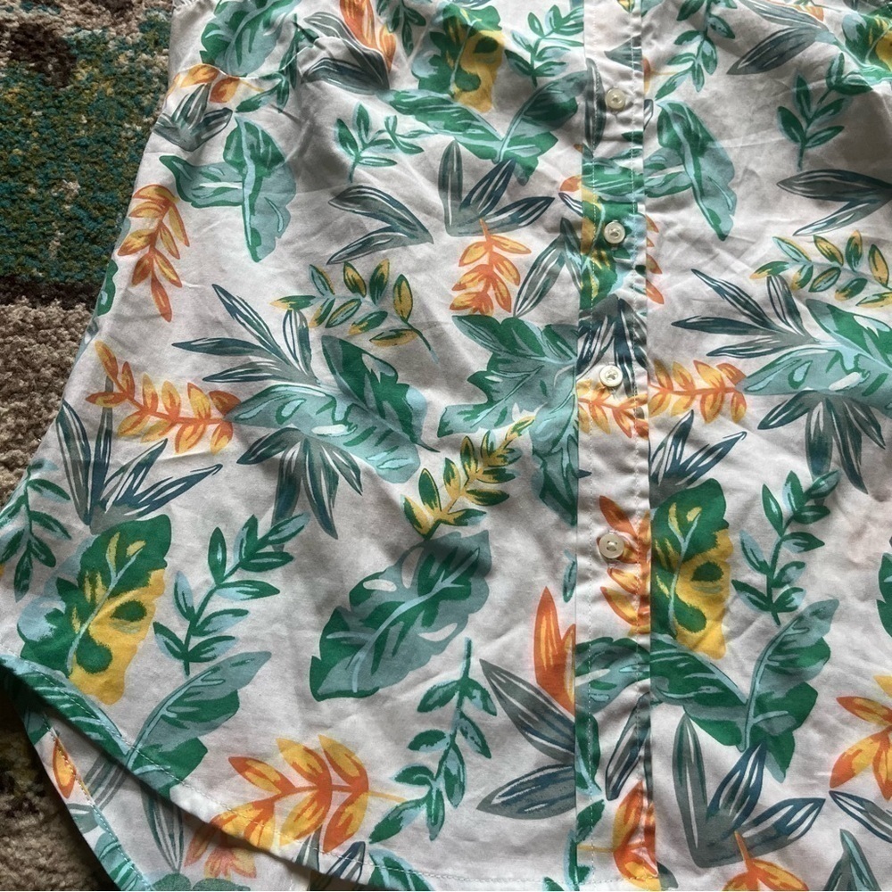 New J. Crew tropical button down shirt - Picture 4 of 7
